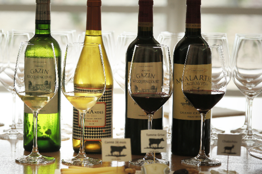 Dégustation des vins des Vignobles Malartic - ©Château Malartic-Lagravière