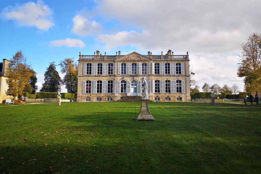 CHÂTEAU ET JARDINS DE MEZIDON