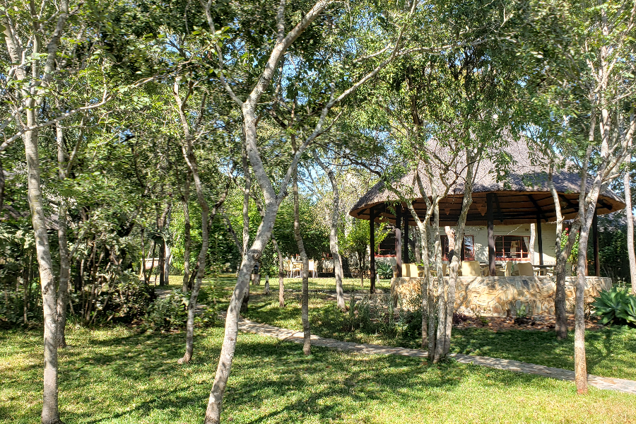 Our garden restaurant. - ©Musangano Lodge