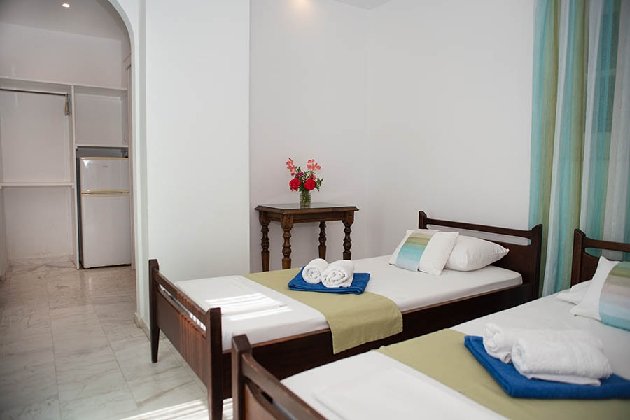  - ©ADONIS HOTEL NAXOS