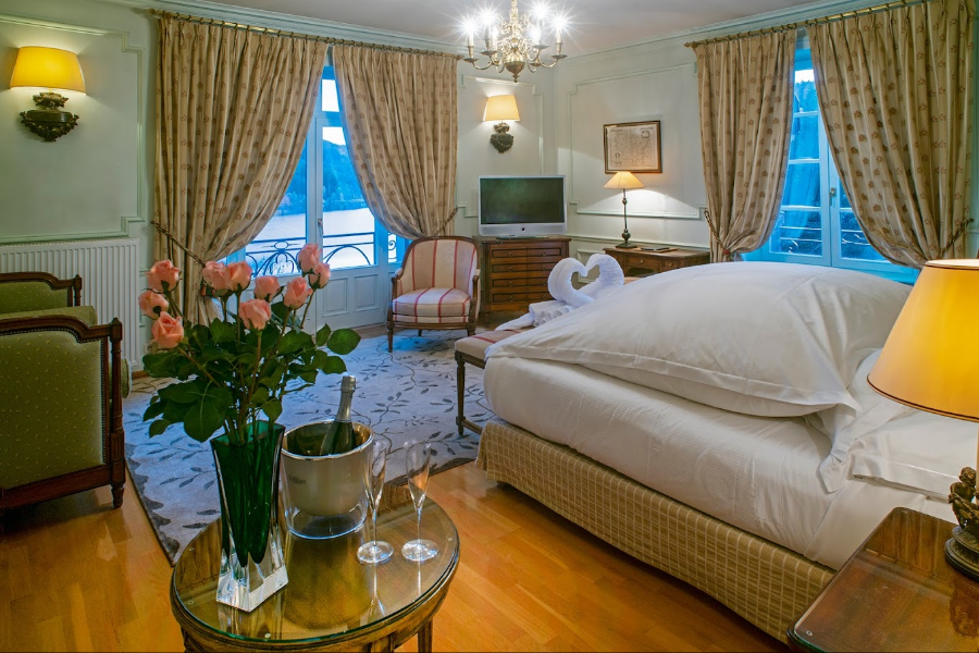 HÔTEL LE MANOIR AU LAC