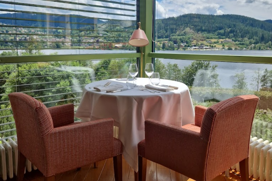 HÔTEL LE MANOIR AU LAC