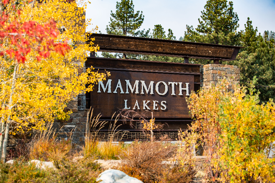  - ©CALIFORNIA WELCOME CENTER MAMMOTH LAKES