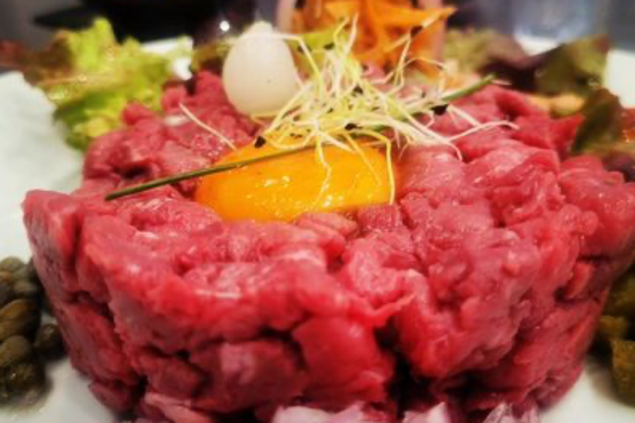 Tartare au couteau - ©copyright