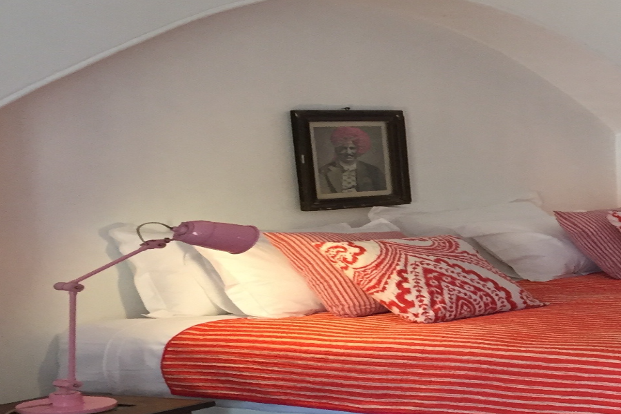 Medium room