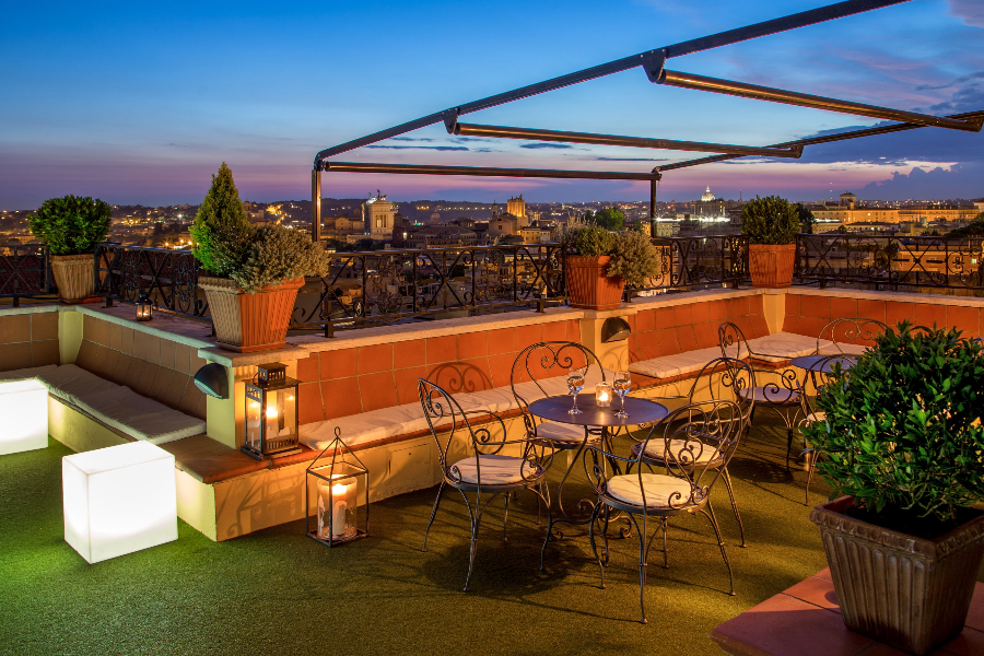 Rooftop Bar - ©Hotel Colosseum