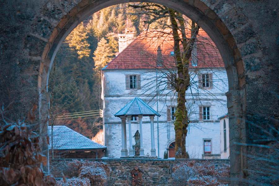 Le monsatère et le jardin botanique en hivers