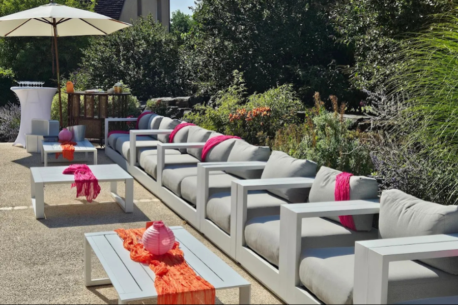 LE MANOIR DES CÈDRES- La Terrasse