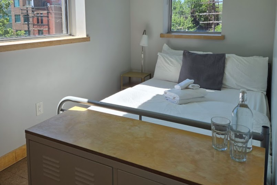 PLANET TRAVELER HOSTEL