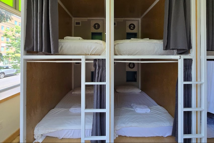 PLANET TRAVELER HOSTEL