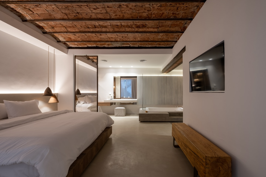 AZUR REAL HOTEL BOUTIQUE