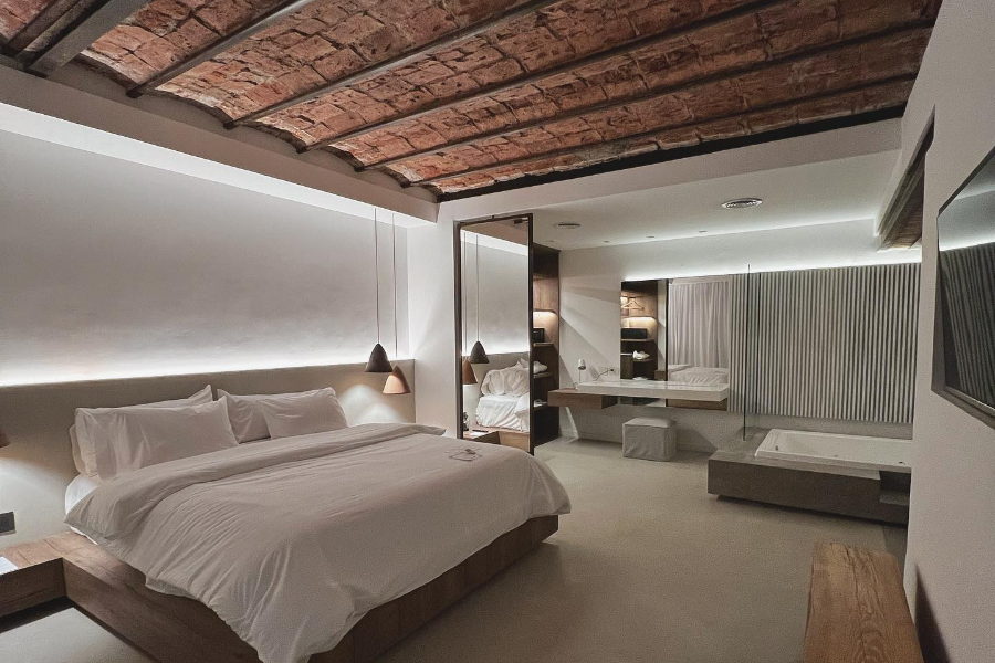 AZUR REAL HOTEL BOUTIQUE