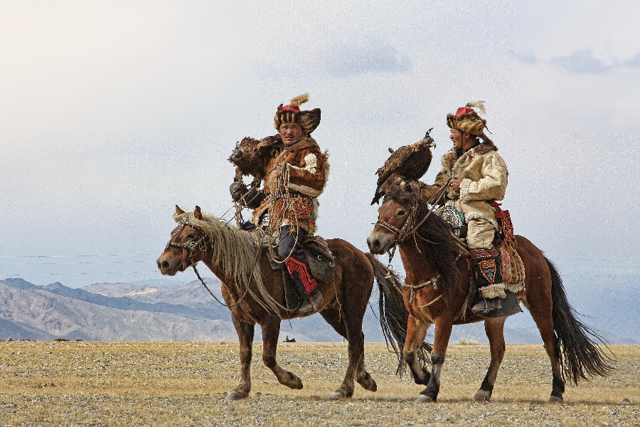 Eagle Hunters, Golden Eagle Festival, Sagsai, Mongolia - ©Goyo Travel