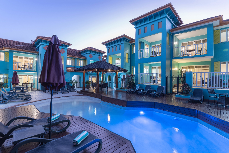 Piscine de nuit