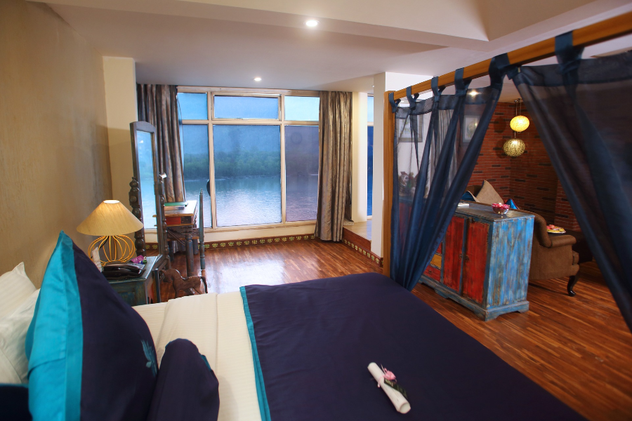 HOTEL GANGA KINARE
