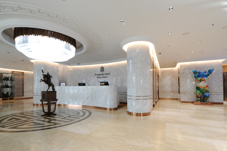 Hotel Lobby - ©KIULN
