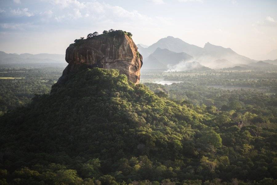 SylvainB - Shutte... - ©SIGIRIYA ROCK (ROCHER DU LION)