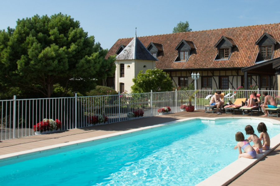 piscine Hôtel restaurant le Fiacre - ©vincent garin