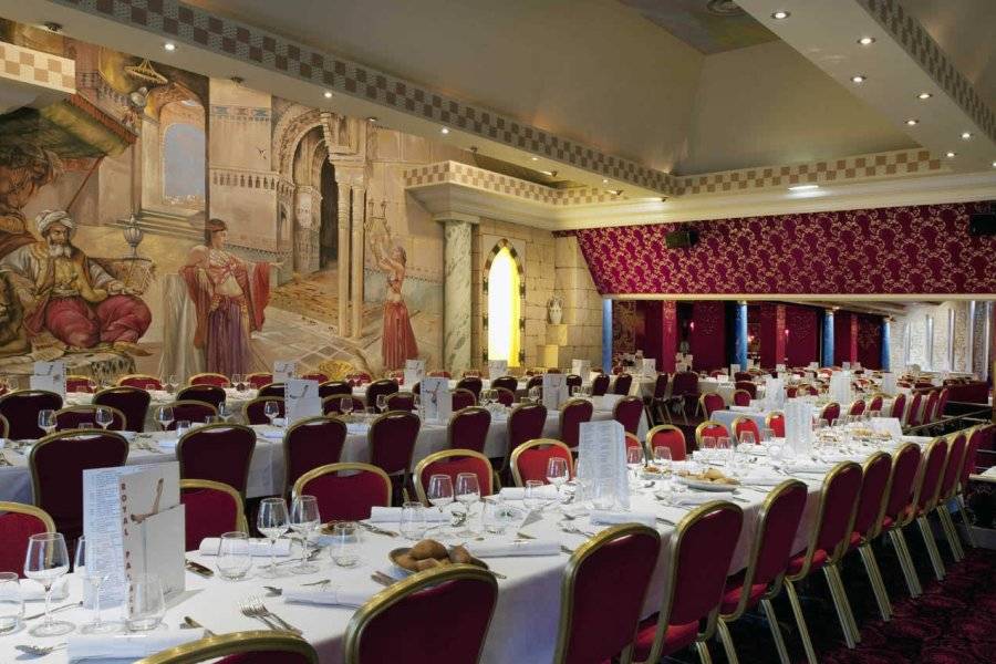 ROYAL PALACE - MUSIC HALL ADAM MEYER Cabaret – Revue Kirrwiller photo n° 103197