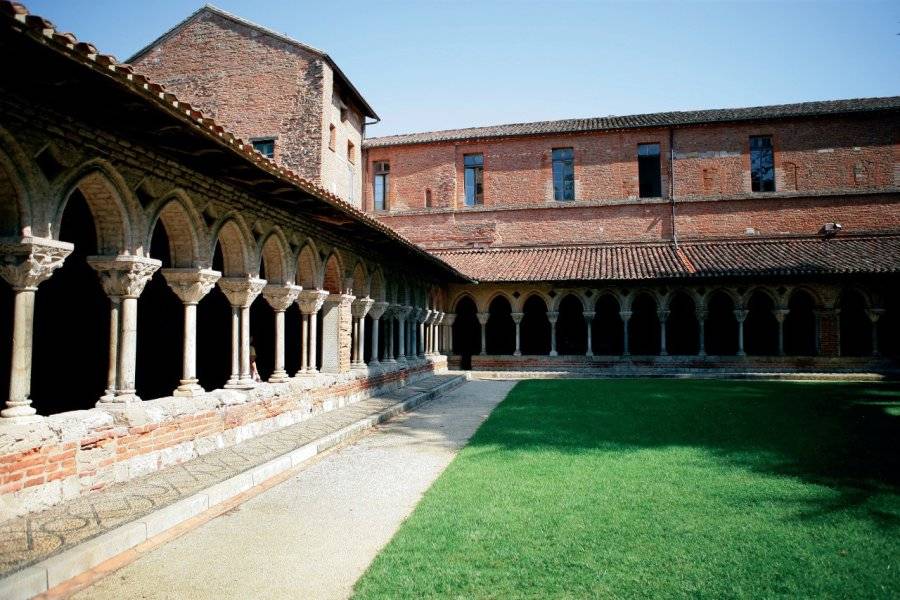 PHOVOIR... - ©修道院教堂的回廊和拱门
